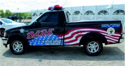DMC Decals 43-013 Ford F-150 Pick-Up. POLICE - D.A.R.E. Carol Stream / U.S.A