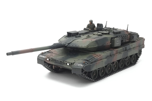 Tamiya 32607 German Main Battle Tank Leopard 2 A7V 1/48