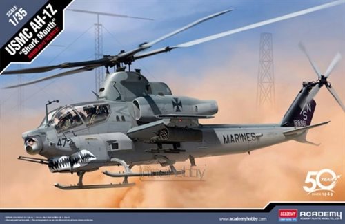 Academy 12127  USMC AH-1Z "Shark Mouth" 1/35