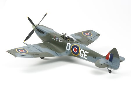 Tamiya 60321 Supermarine Spitfire Mk.XVIe - 1:32