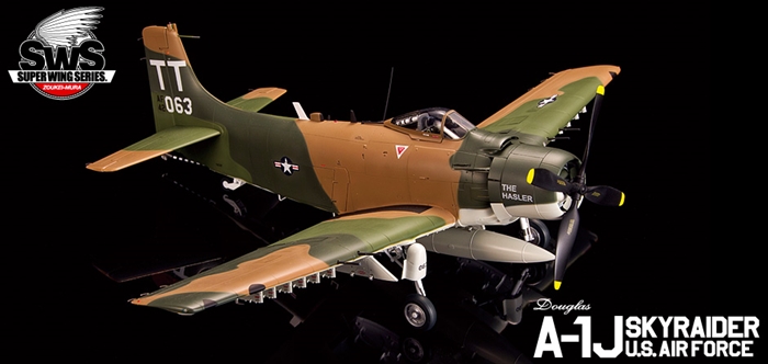 Zoukei Mura  SWS07 Douglas A-1J Skyraider USAIR FORCE 1/32